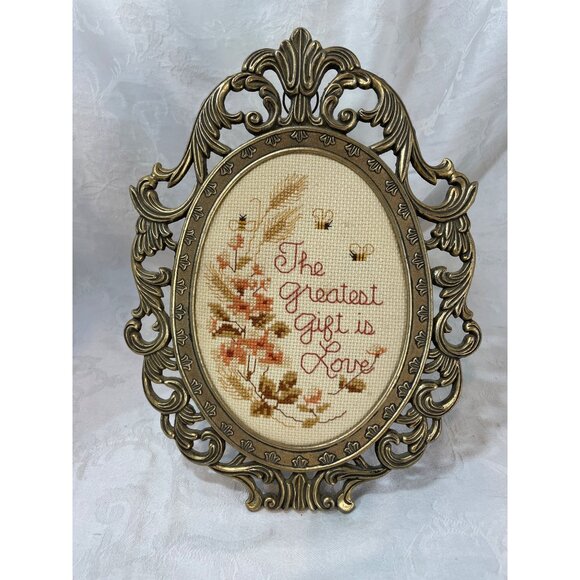 Creative Circle Greatest Gift is Love Metal Frame New Embroidery Kit - Picture 5 of 7